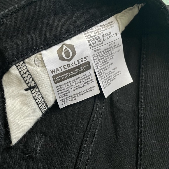 •Levi Strauss & Co Water Less Denim Jeans - Picture 4 of 6
